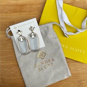 Kendra Scott Dillon Earrings